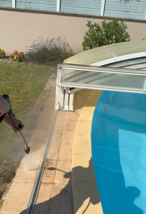 nettoyage dalles piscine vernouillet